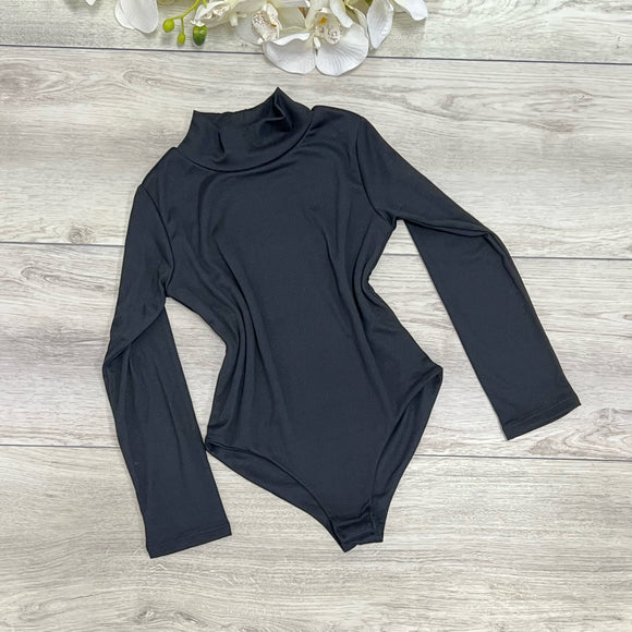 Arlett long sleeve bodysuit (Black)