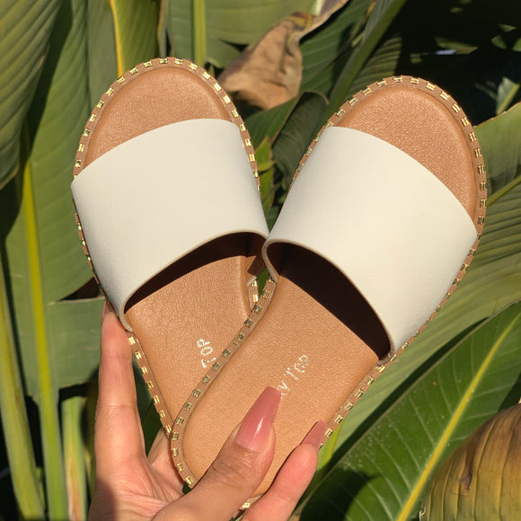 Solecito Sandals (White)
