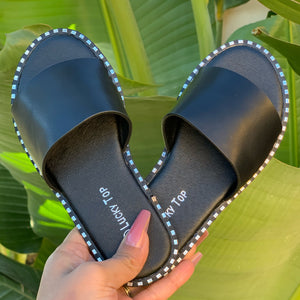 Solecito Sandals (Black)
